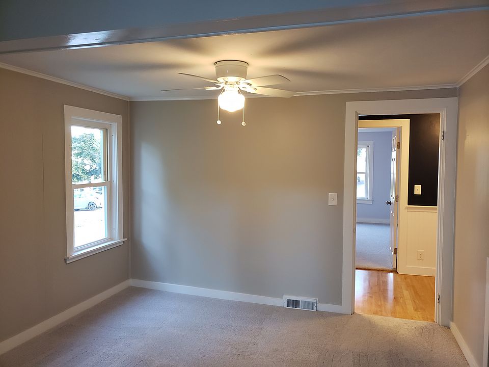2nd image of 27 Dudley St