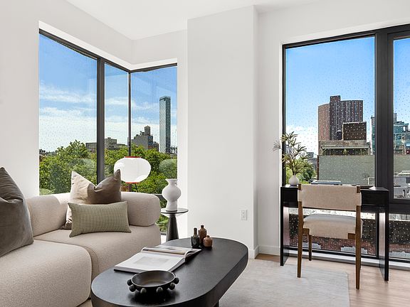 3rd image of 125 Chrystie St #202