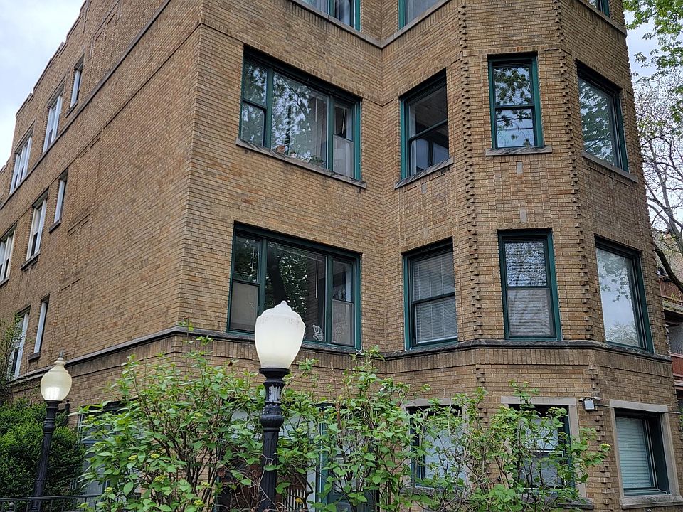 1st image of 685 W Wrightwood Ave APT 1W