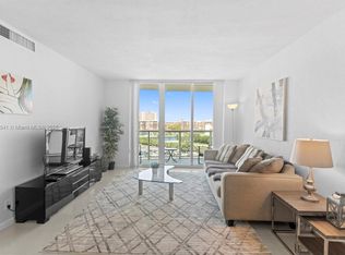 3801 S Ocean Dr APT 10Q, Hollywood, FL 33019