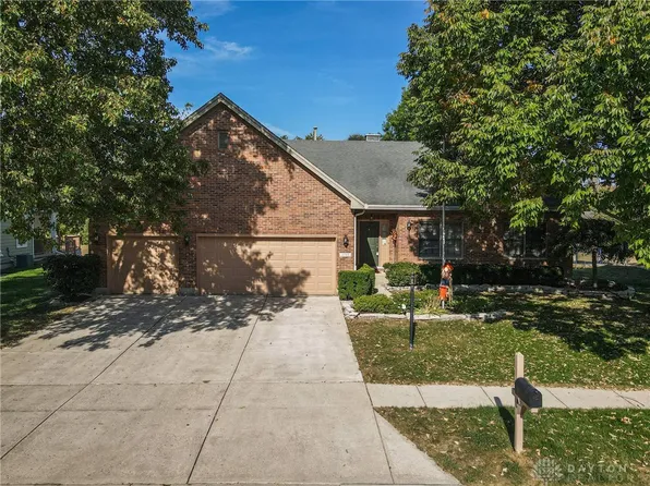 1777 Weathered Wood Trl, Dayton, OH 45459