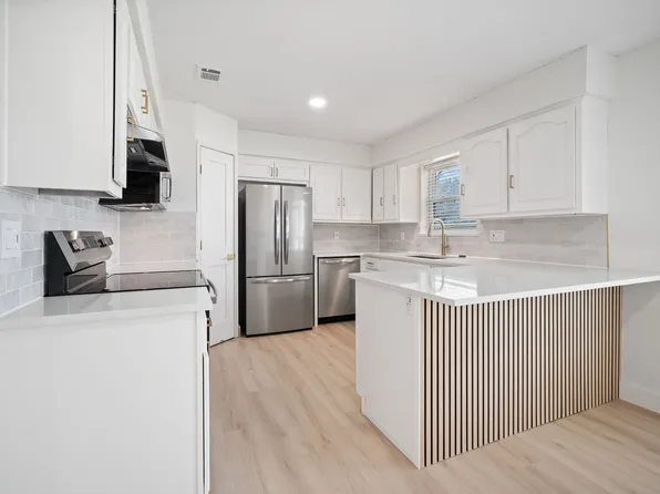 9980 Brockbank Dr #9980, Dallas, TX 75220