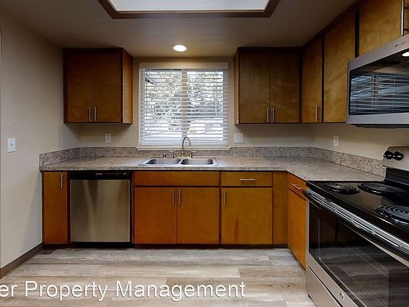 3rd image of 18605 79th Avenue Ct E