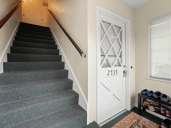 3rd image of 2735 Byron St