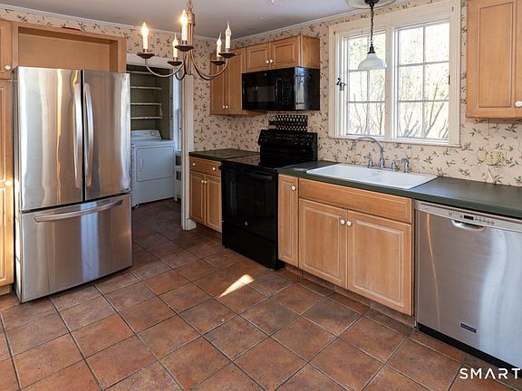 3rd image of 25 Union Street