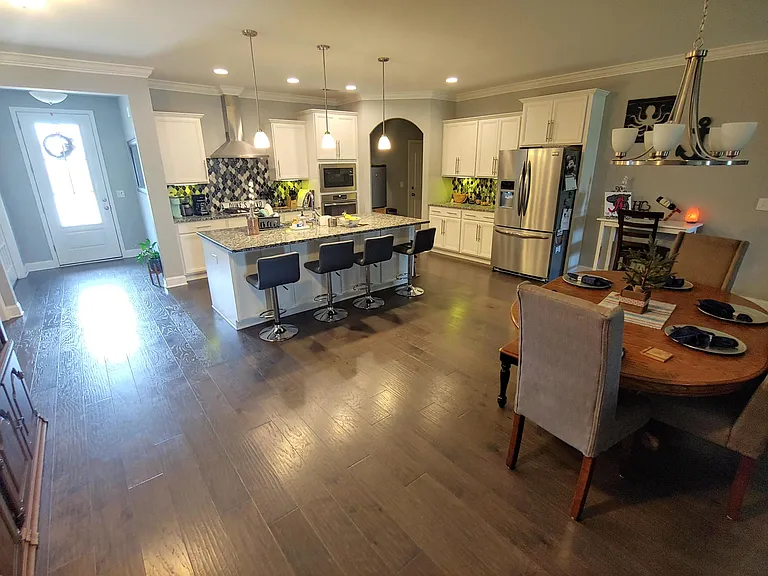 2104 S Meadows Dr SW — Photo 6