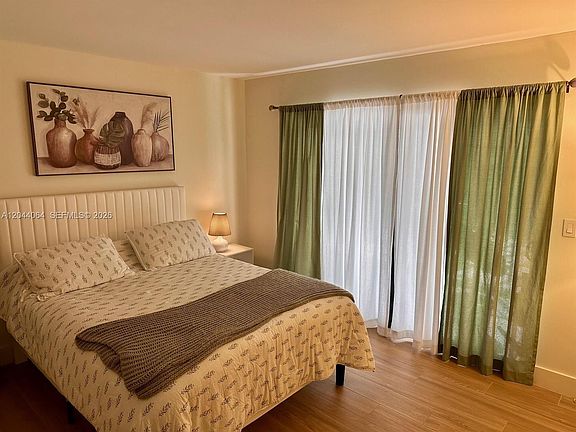 5th image of 2029 N Ocean Blvd APT 109