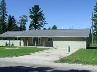 2212 Levering Rd, Cheboygan, MI 49721