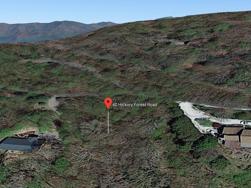 2nd image of 40 Hickory Forest Rd