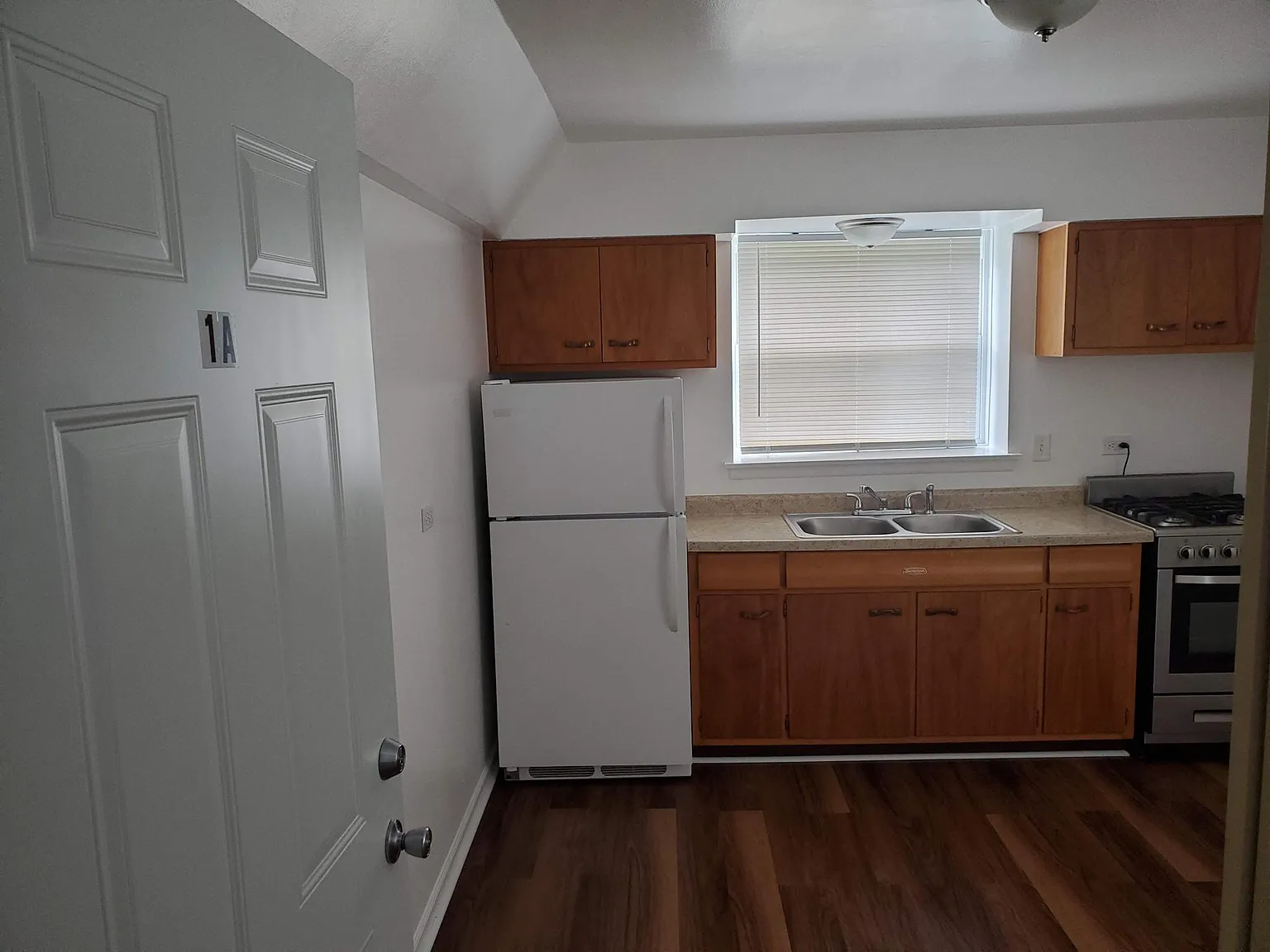 1 bed, $1,450 — Photo 2