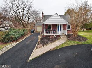 1816 Naamans Creek Rd, Upper Chichester, PA 19061