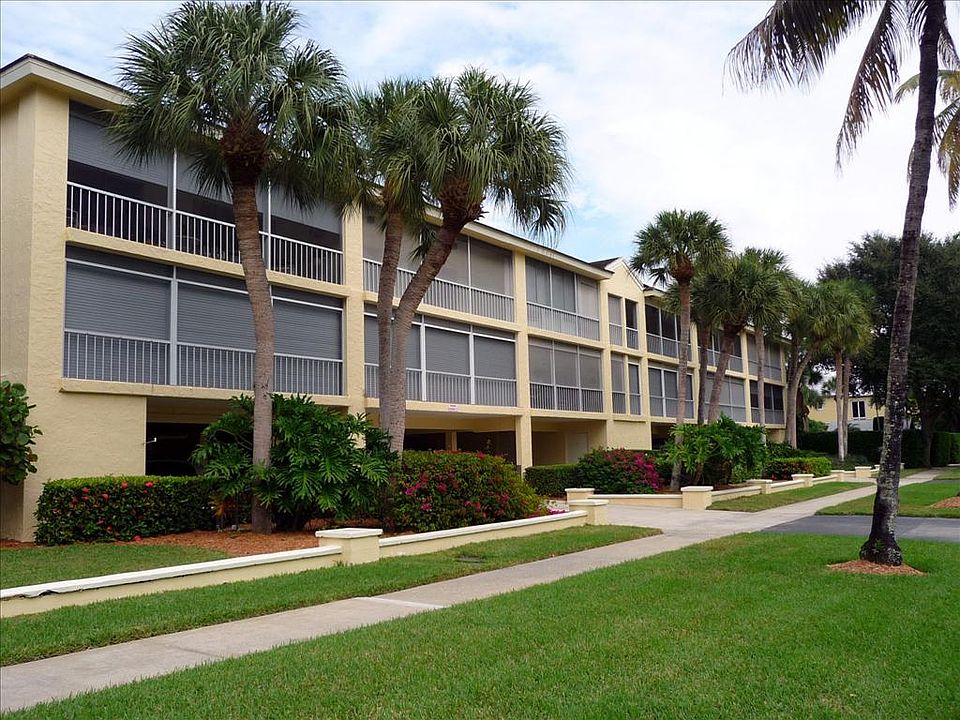 1st image of 1051 3rd St S APT 205