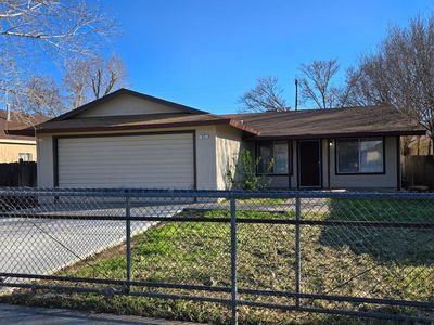87 W Beechwood Ave, Pinedale, CA, 93650