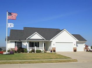 350 Gaddis Blvd NE, Walford, IA 52351