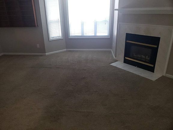 5th image of 120F Breezewood Dr