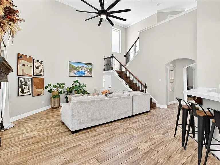 8417 Macarena Dr — Photo 14