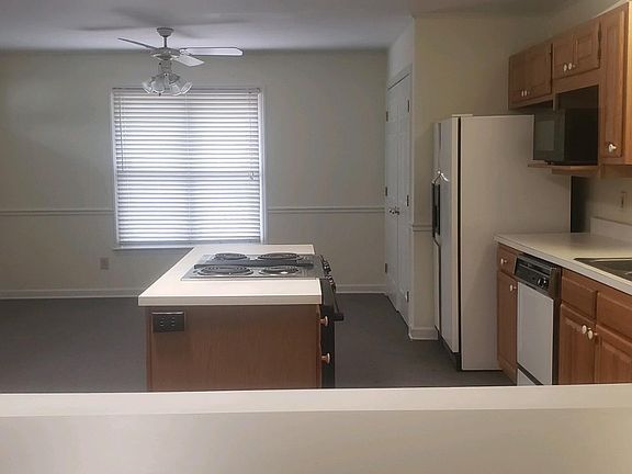 3rd image of 1408 Vine St