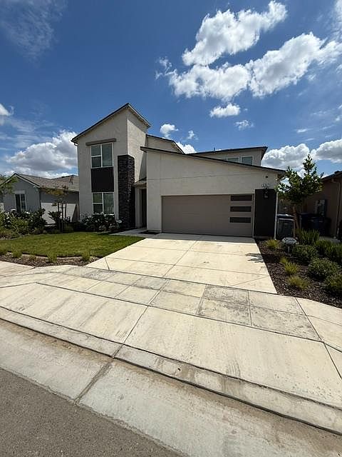 2nd image of 6347 E Adena Ave