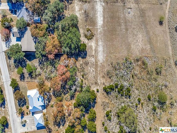 3rd image of 572 Lake Island Dr