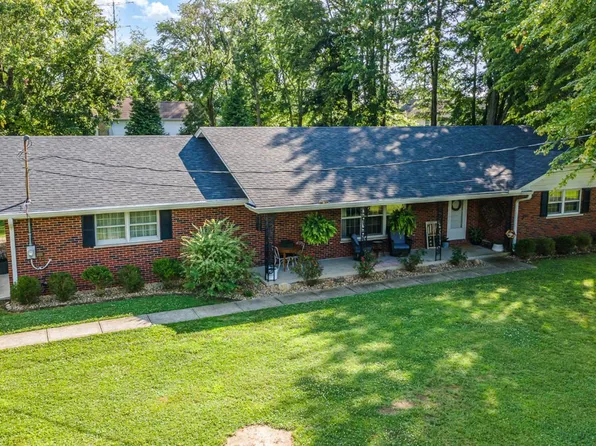 210 Wellington Pl, Mount Orab, OH 45154