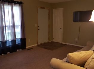 934 Cherry Blossom Ln, Fort Wayne, IN 46825