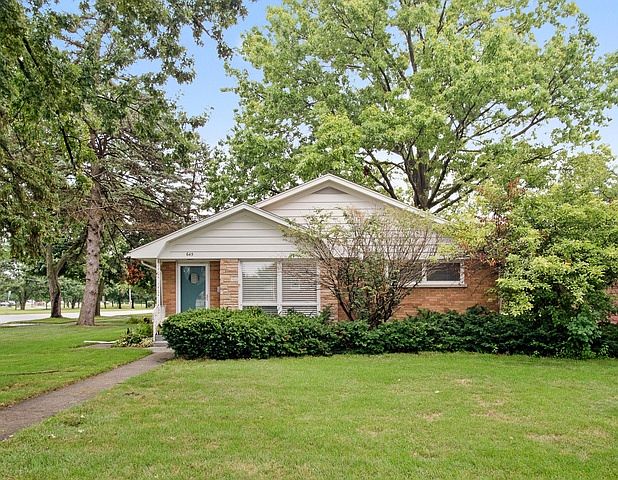1st image of 645 Iroquois Dr