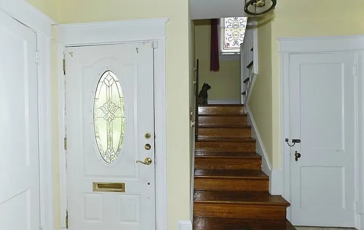 1318 Irving St NE — Photo 5