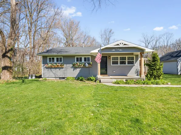 10197 Lehman St, Osceola, IN 46561