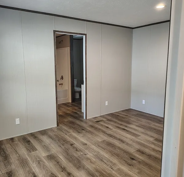 67 Poole Cir — Photo 4