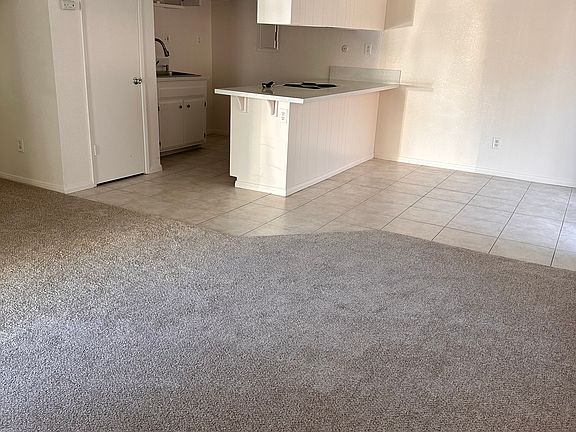 3rd image of 364 S Olive St APT 1