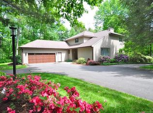 20 Cotswold Way, Avon, CT 06001