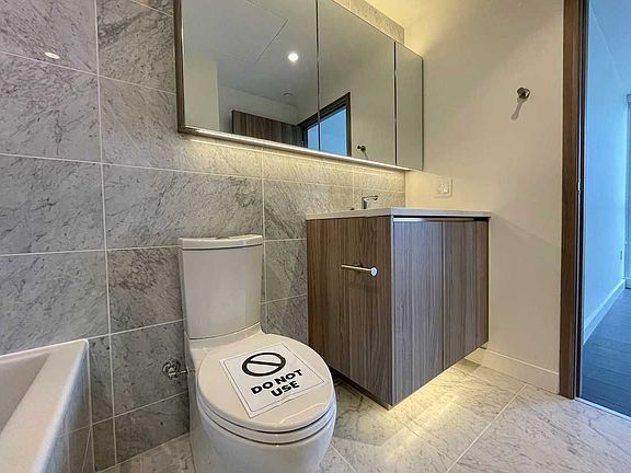 3rd image of 85 McMahon Dr #1209