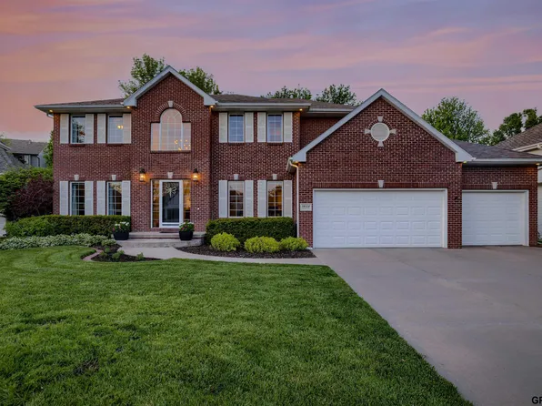 18320 Dupont Cir, Omaha, NE 68130