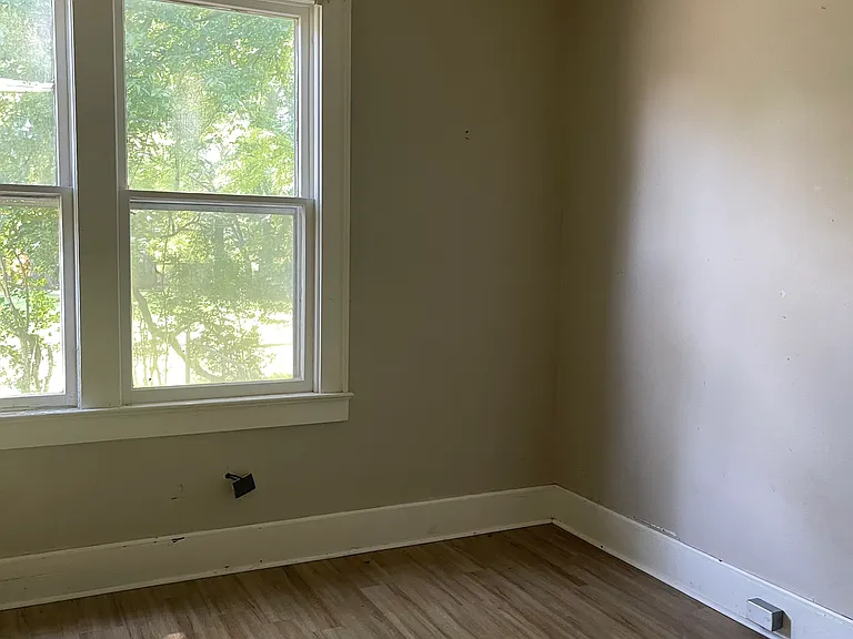 305 J.t. Polk Dr — Photo 30