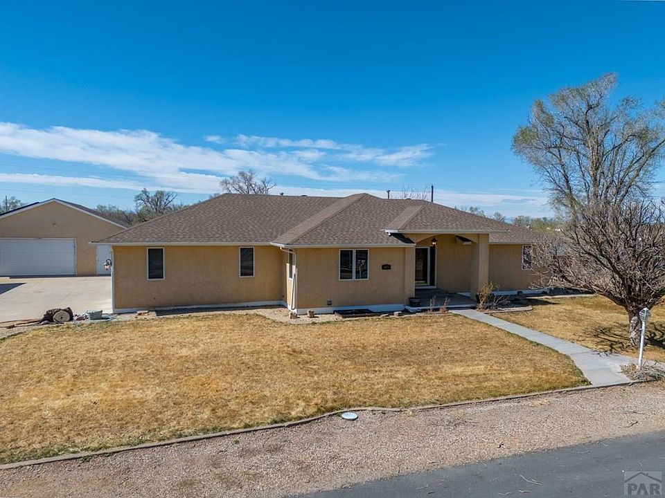 1st image of 1079 Lynn Dr