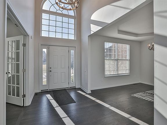 4th image of 3423 Golfview Ct