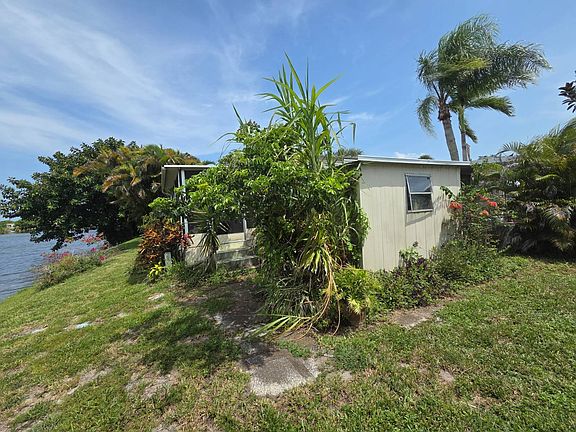 4th image of 4189 68th St N