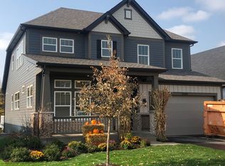 1067 Ironwood Ct, Glenview, IL 60025