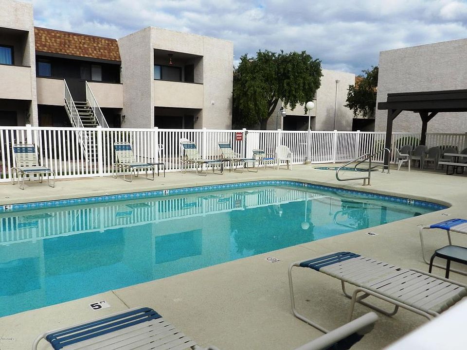 2nd image of 886 W Galveston St Unit 213