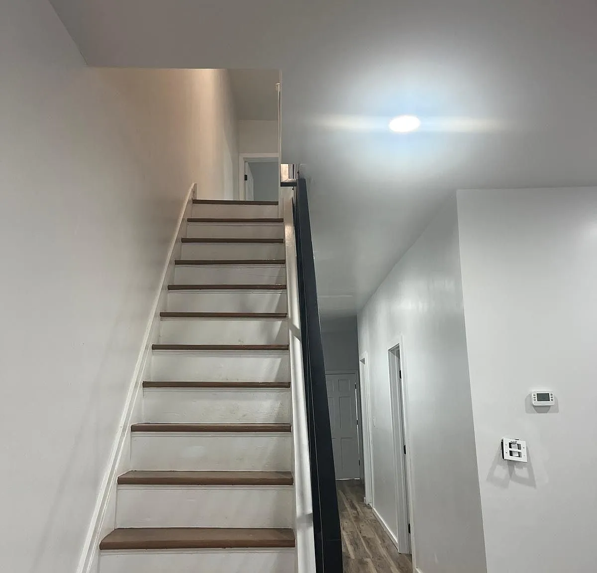 4 bed, 2.0 bath, 1236 sqft, $2,000 — Photo 2