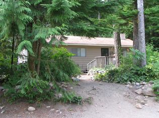 2751 Green Valley Dr, Maple Falls, WA 98266