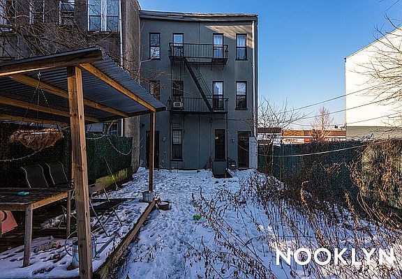5th image of 338 Melrose St #1F