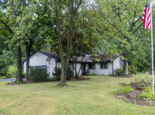4270 Park Pl, Crown Point, IN 46307