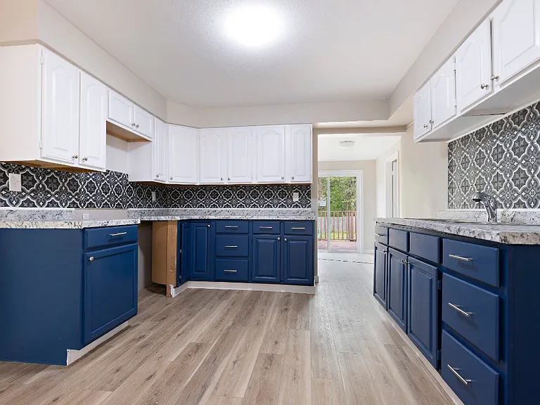 901 N Horace Ave — Photo 4