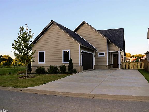 2nd image of 1234 Essex Dr
