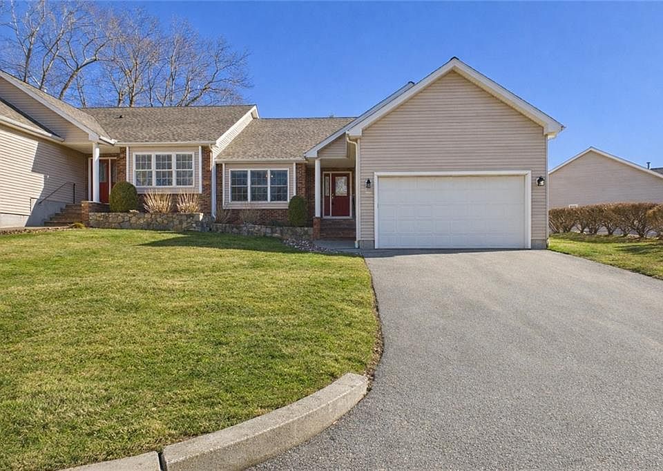 1st image of 246 Spencer Woods Dr