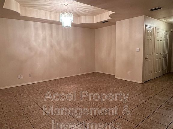 3rd image of 811 French Ave #4