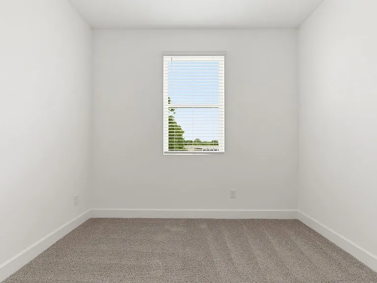 309 Lynwood Station Blvd — Photo 18