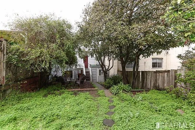 73 Naples St — Photo 14