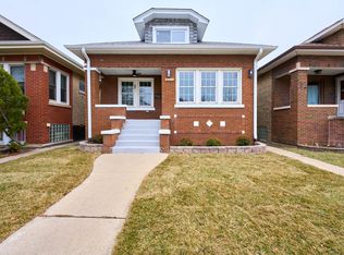 1445 East Ave, Berwyn, IL 60402